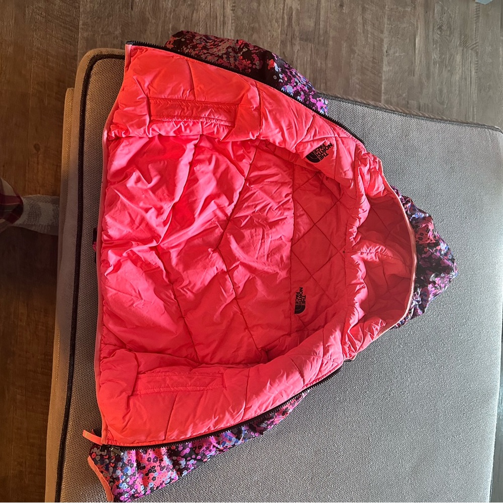 Girls size 6 reversible North Face jacket